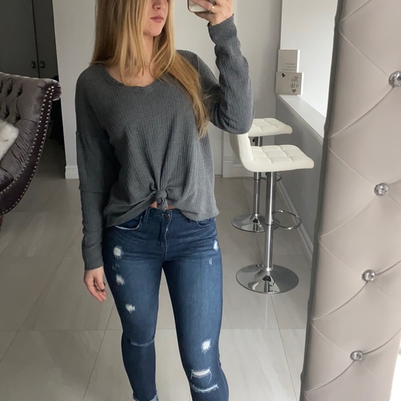 Knot Crop - Picture 3 of 10